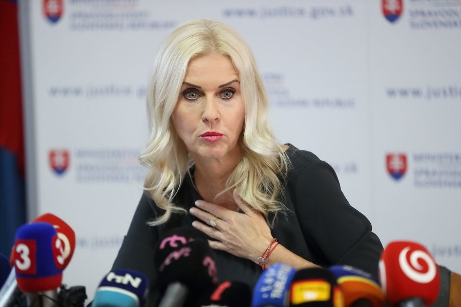 Monika Jankovská drží hladovku,