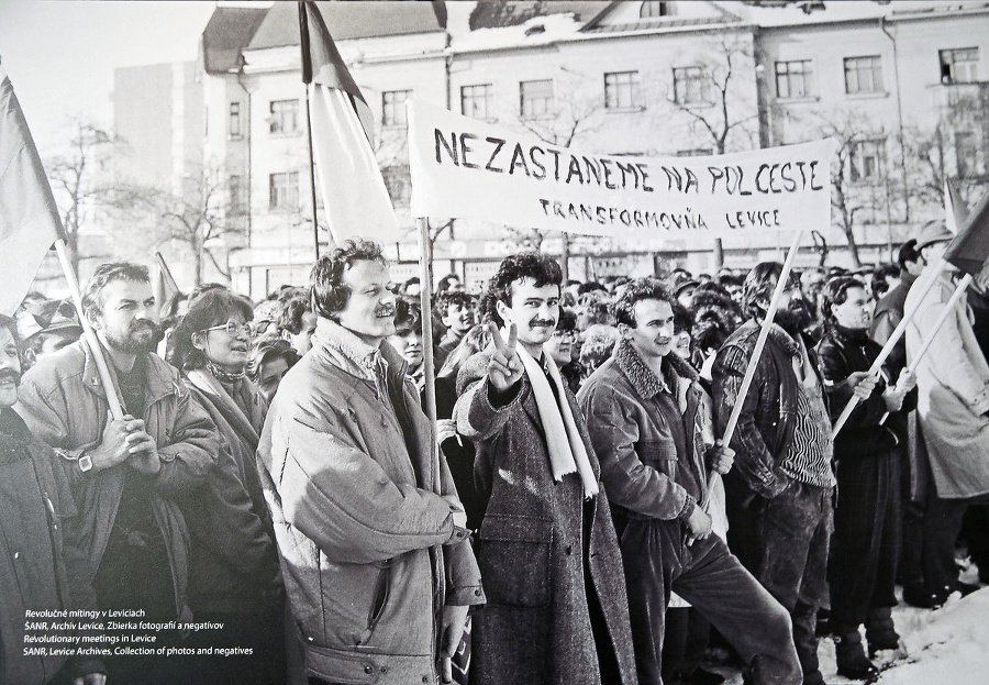  Pripomíname si už 33. výročie Nežnej revolúcie.
