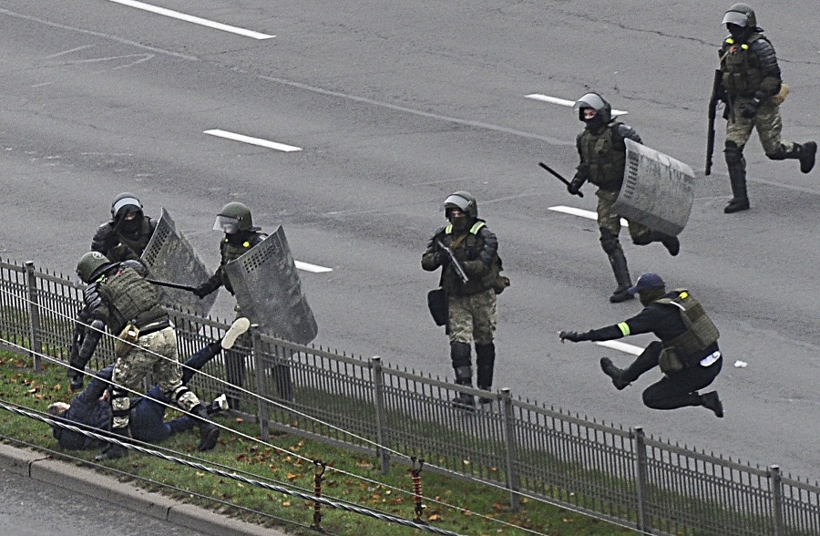 Polícia v Bielorusku počas