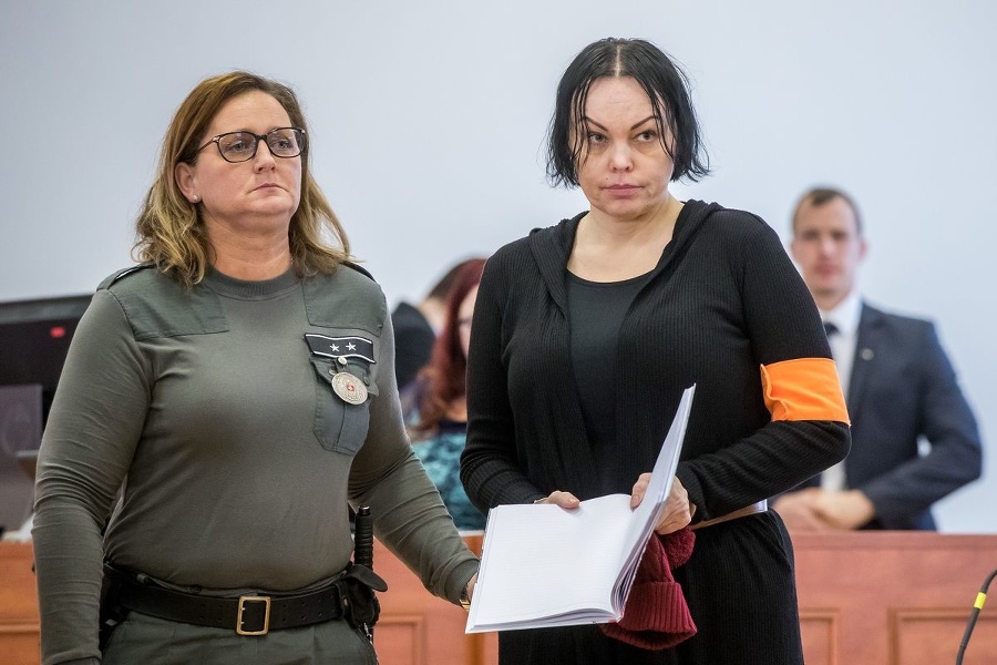Dvojica obžalovaných Marián Kočner (57) a Alena Zsuzsová (46) je podľa súdu v prípade nevinná.