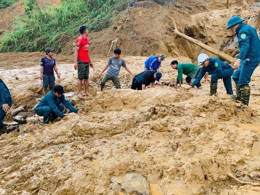 Tajfún Molave zasiahol Vietnam.