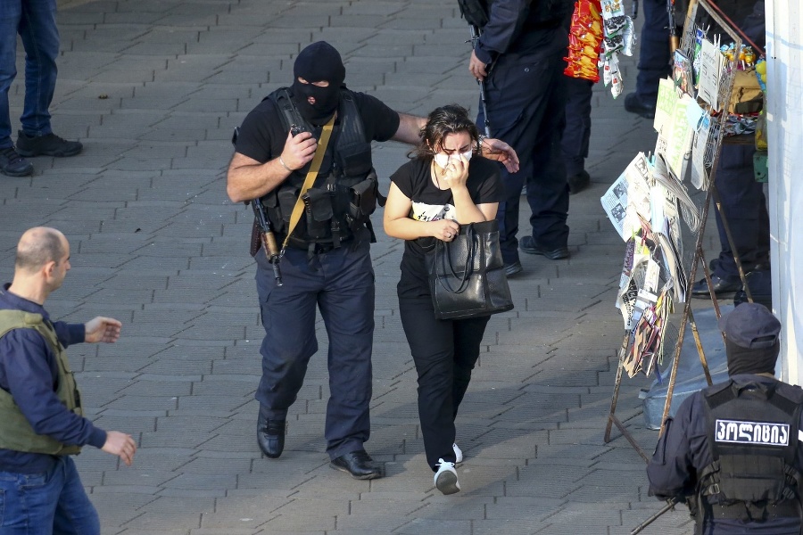 Na snímke gruzínsky policajt