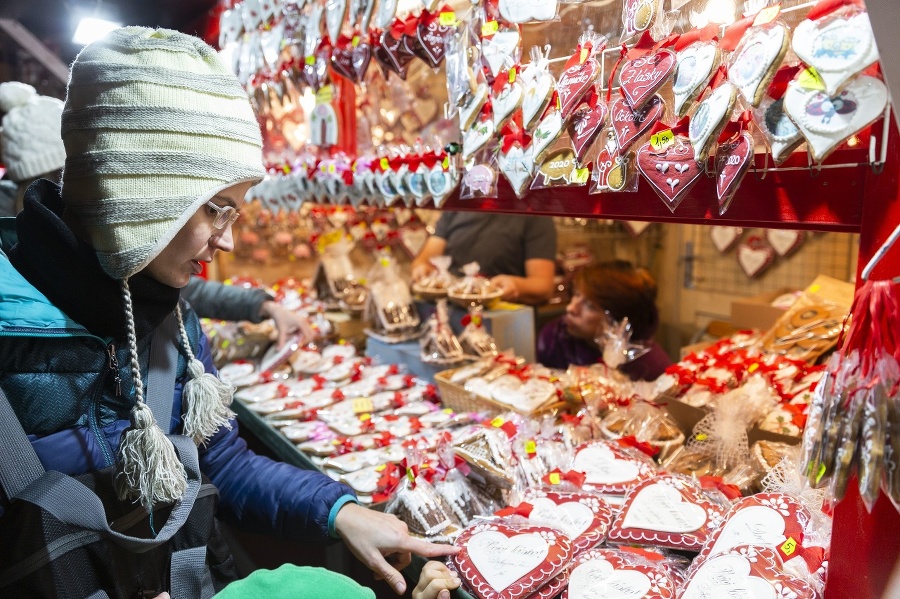 Vianočné trhy v Bratislave.