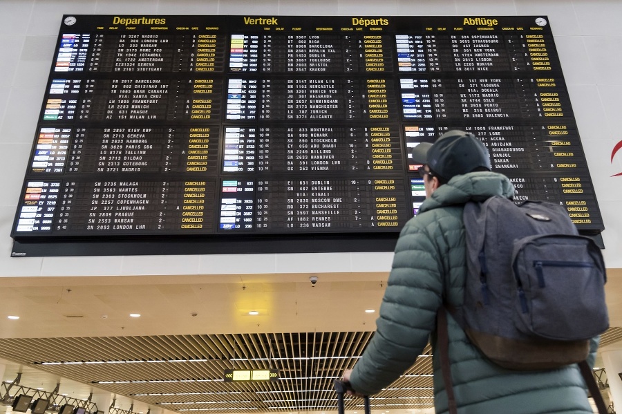 Cestujúci na letisku Zaventem