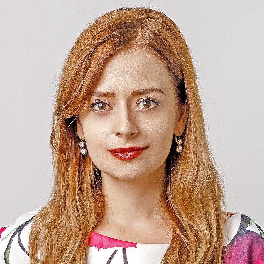 Lenka Buchláková, ekonomická analytička