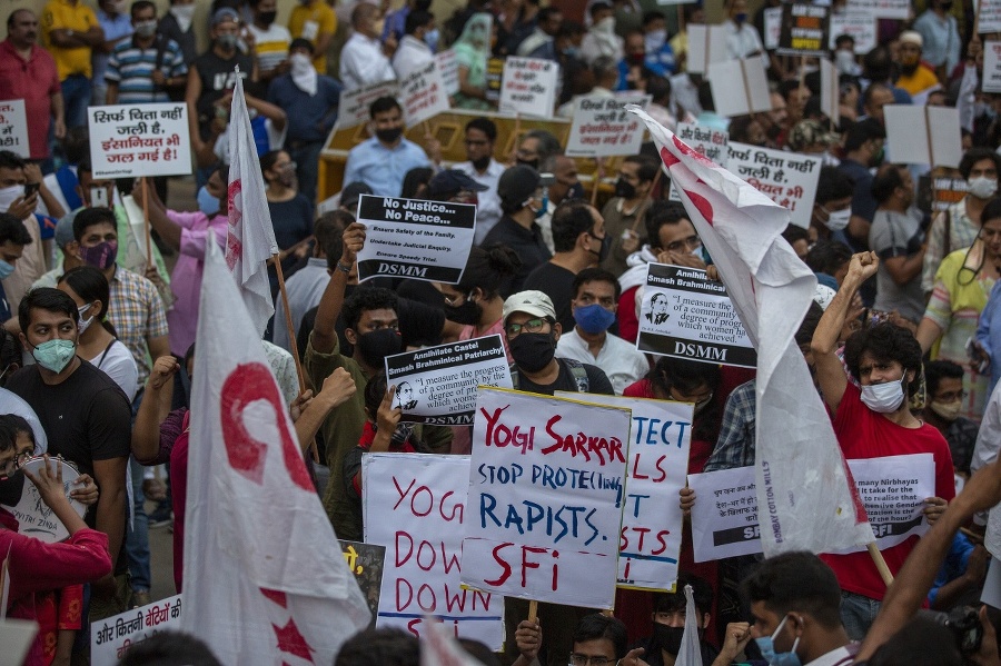 Protest po hromadnom znásilnení