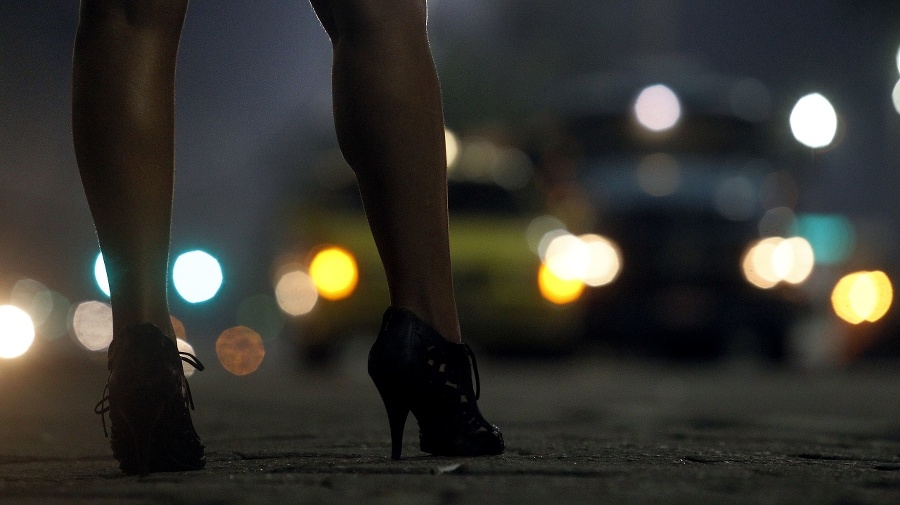 Prostitute at Atlantica avenue