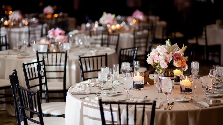 Multiple tables with centerpieces