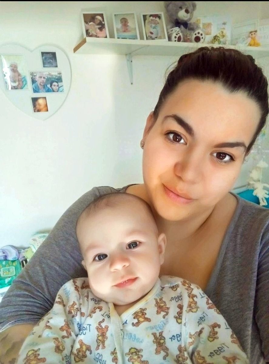 Júlia sa teší z každej spoločnej chvíle s milovaným synčekom.