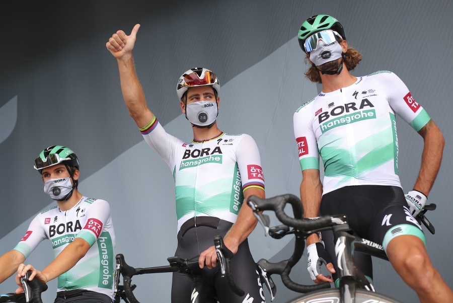Peter Sagan spoločne s jazdcami z Bory.