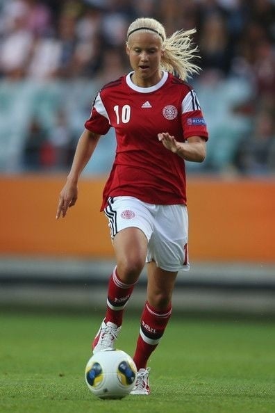 Pernille Harderová diriguje nielen