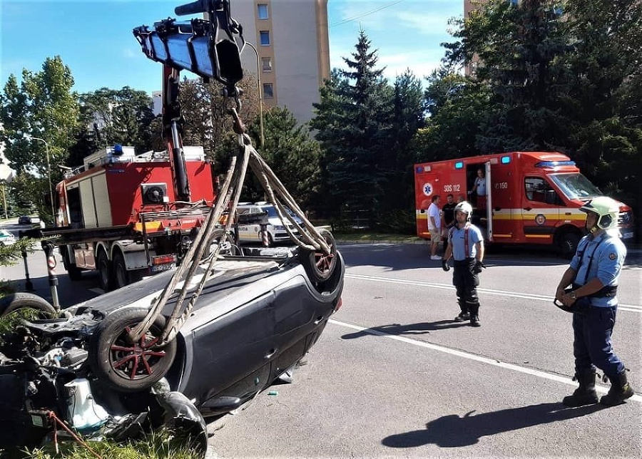 Vodič nehodu neprežil. 