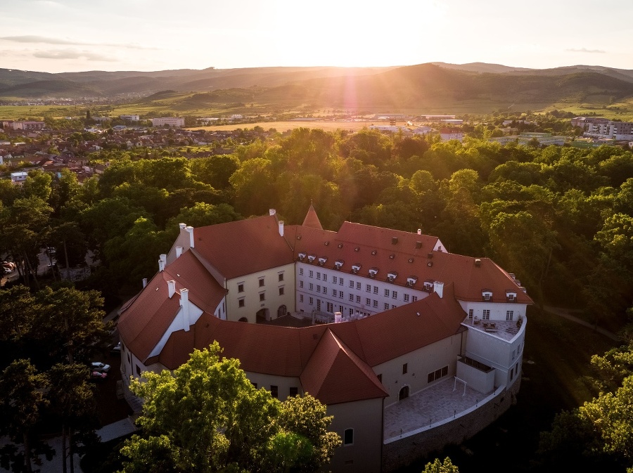 Luxusný Šimák Zámok Pezinok