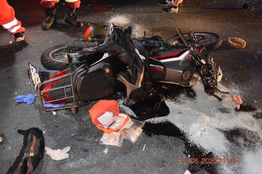 Mladý motorkár utrpel vážne