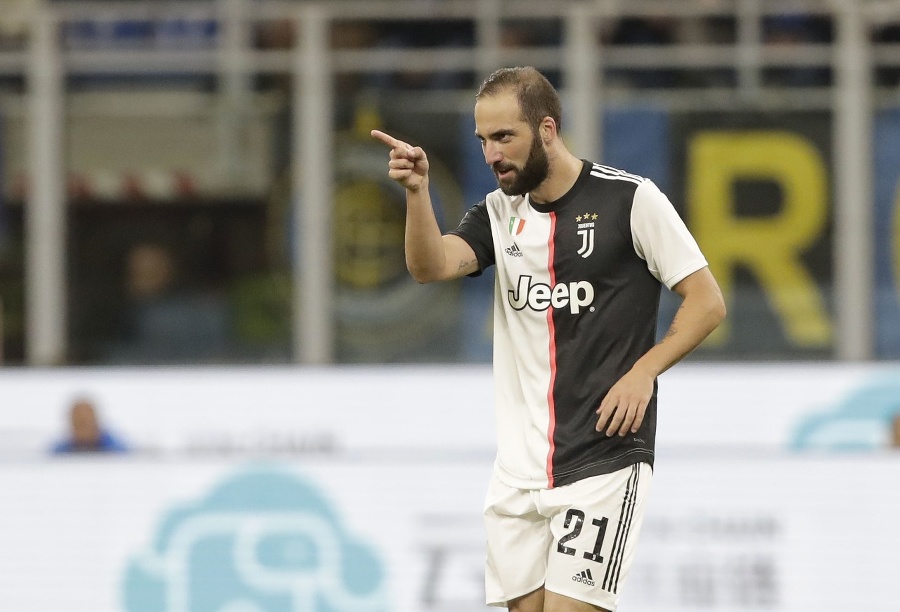 Gonzalo Higuaín oslavuje svoj