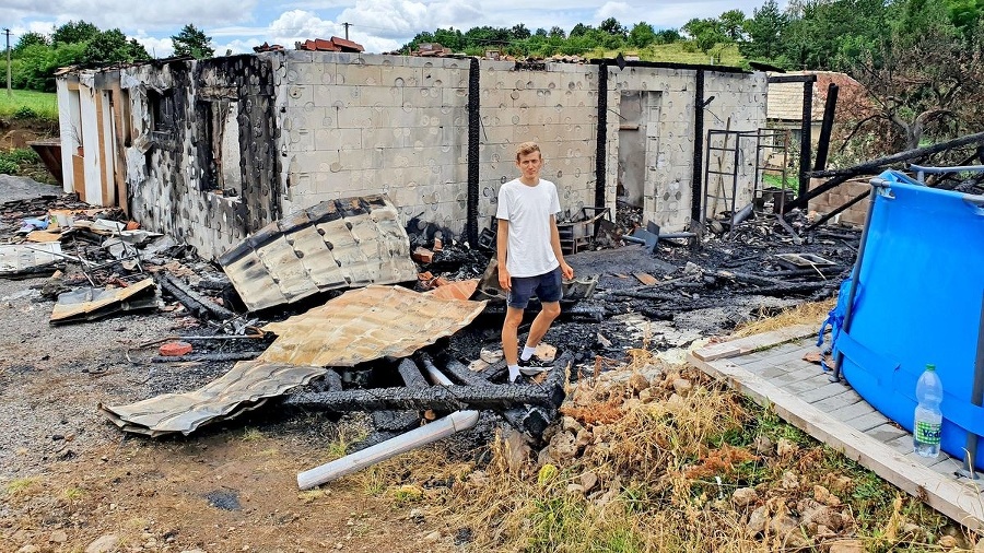 Mladý atlét Peter (23)