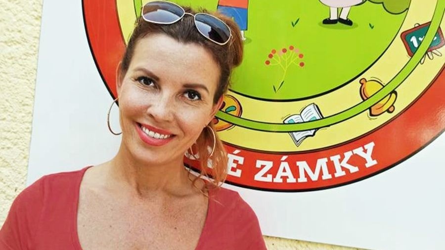 Adriana Hatinová (43), zástupkyňa