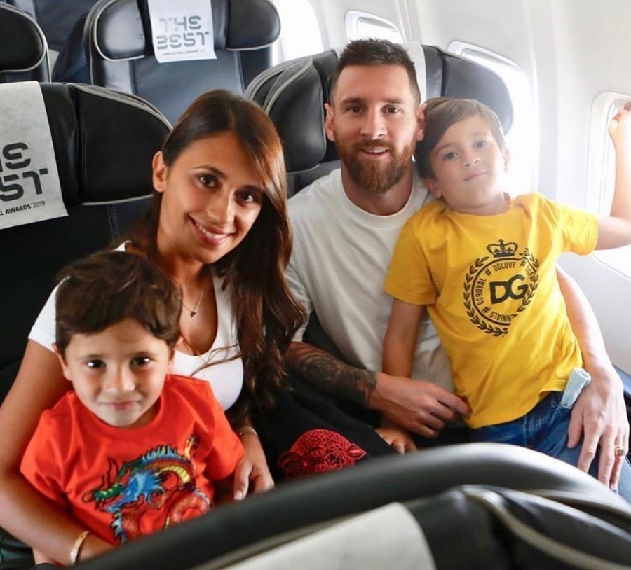 Messi so svojou rodinkou.