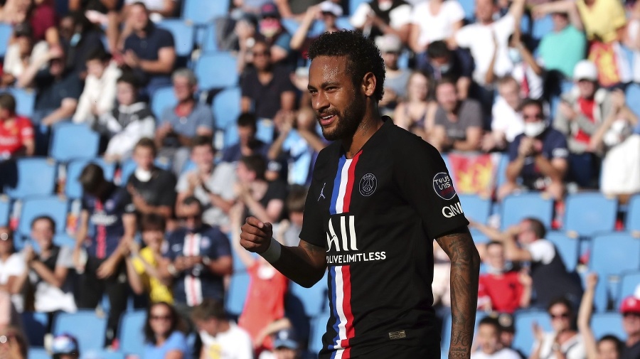Neymar v drese PSG.