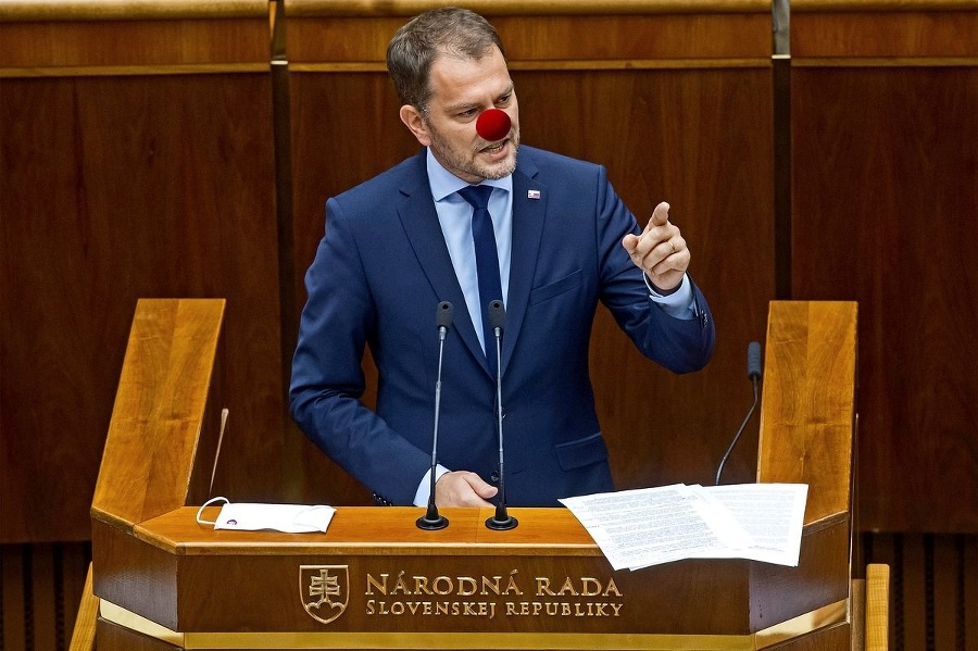 Cirkus pri odvolávaní Matoviča