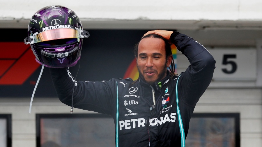 Lewis Hamilton po víťazstve.