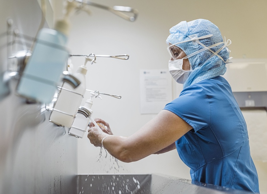 Nurse doing hand hygiene