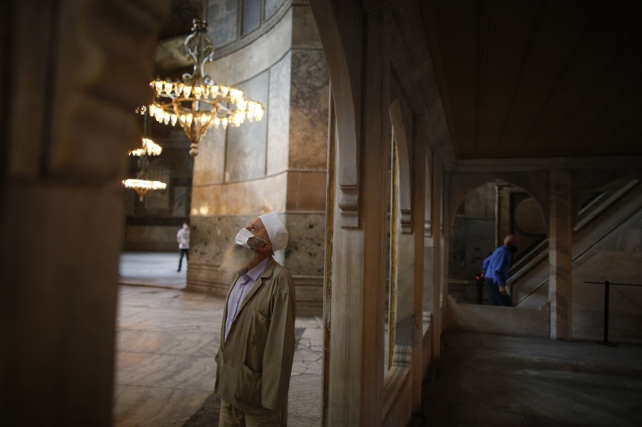 Hagia Sofia bude mešitou.