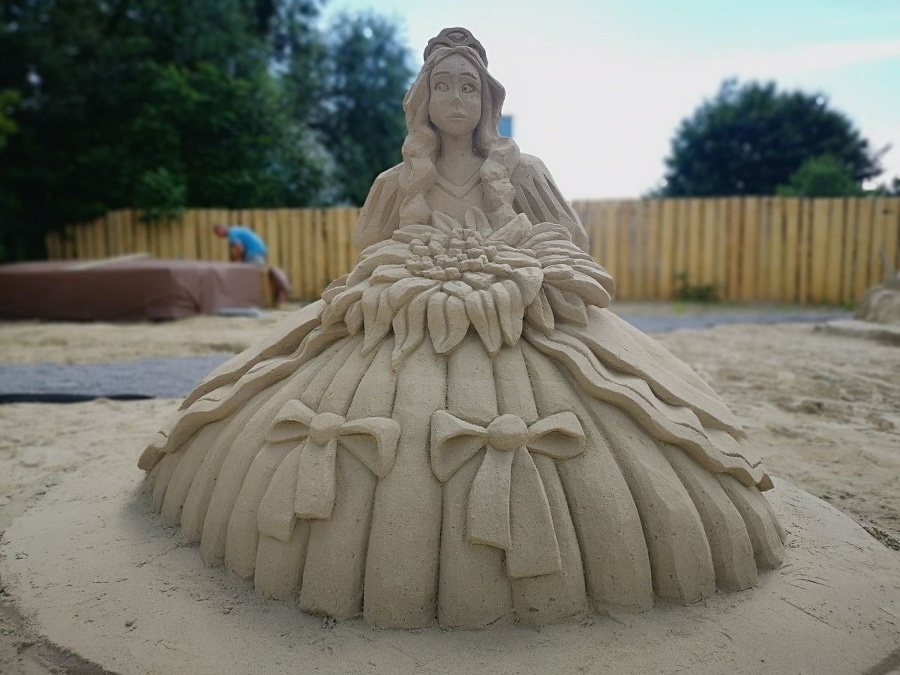 Kráľovná z piesku. 