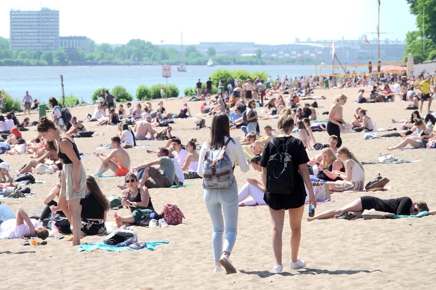 Hamburg: Ľudia si užívajú