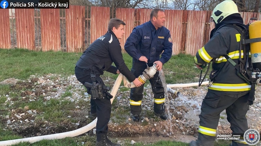 Polícia a hasiči spolupracovali