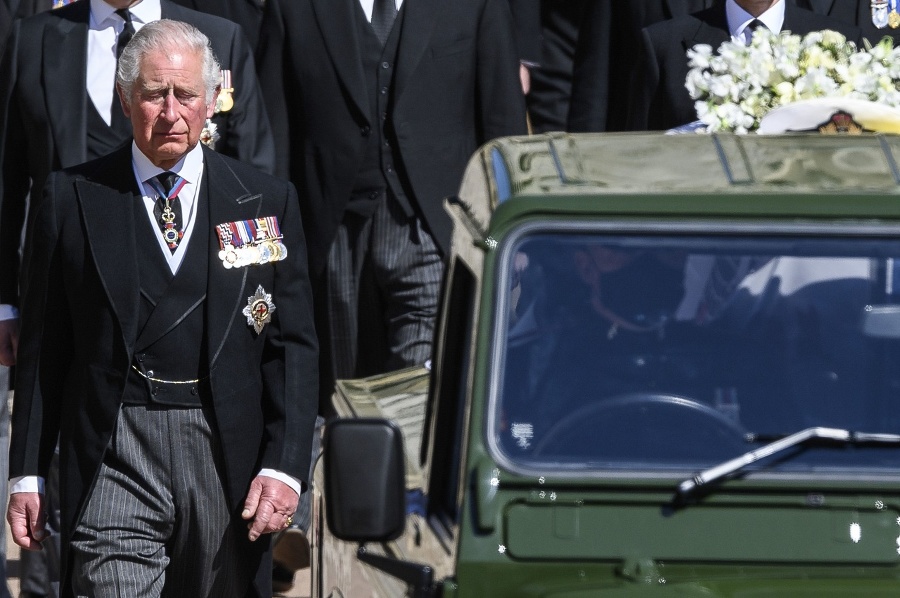 Princ Charles na pohrebe