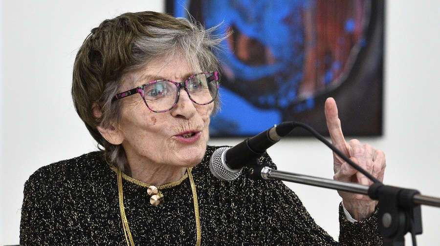 Herečka Emília Došeková
