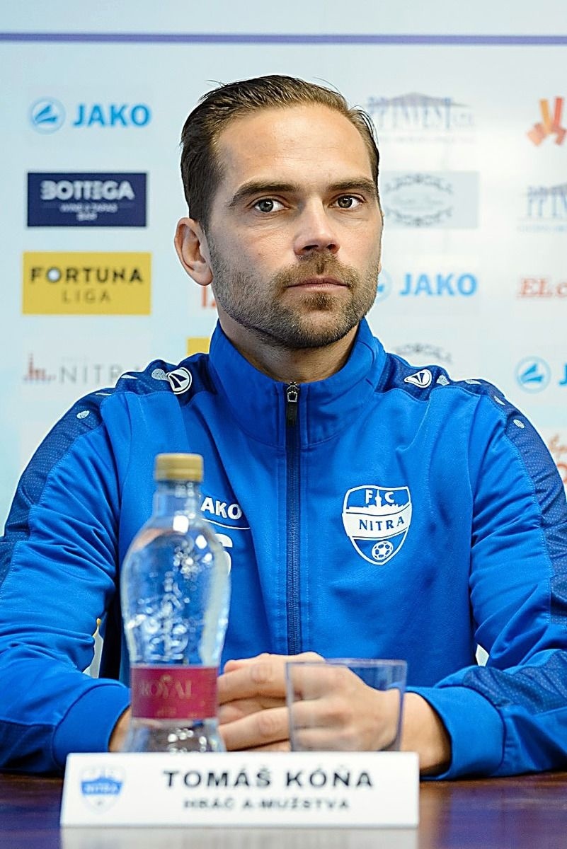 Spoluhráč Tomáš Kóňa.