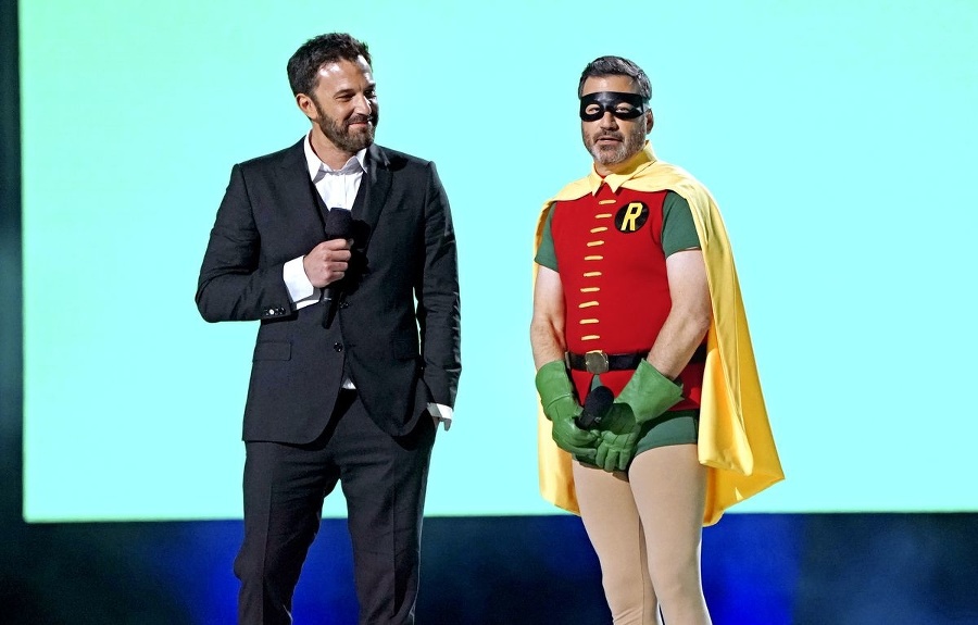 Komik Jimmy Kimmel (vpravo)
