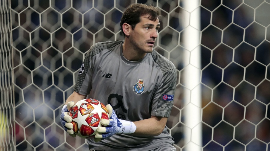 Iker Casillas prekonal v
