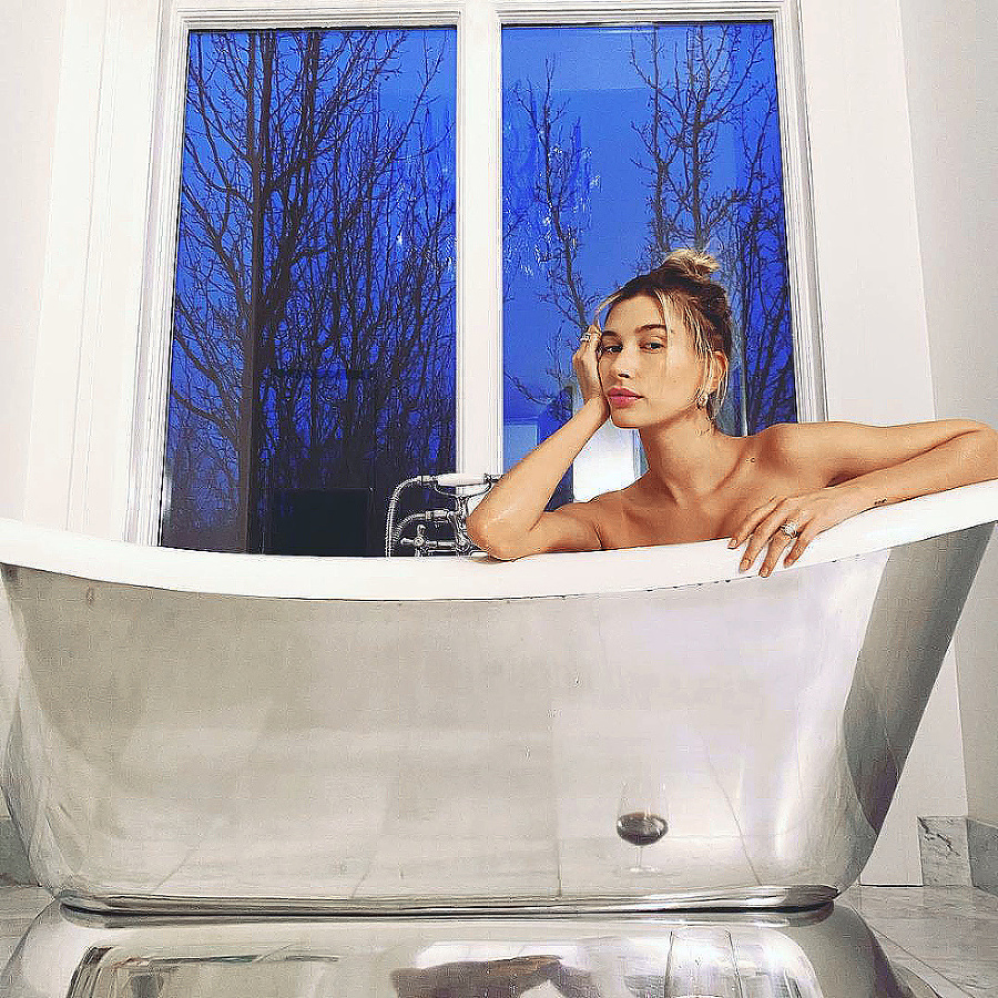 Hailey Bieber