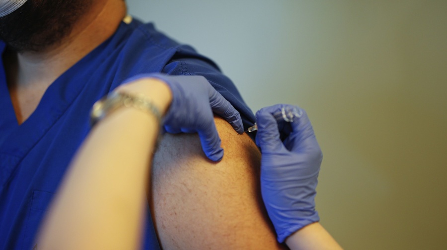 Očkovanie proti COVID-19 na
