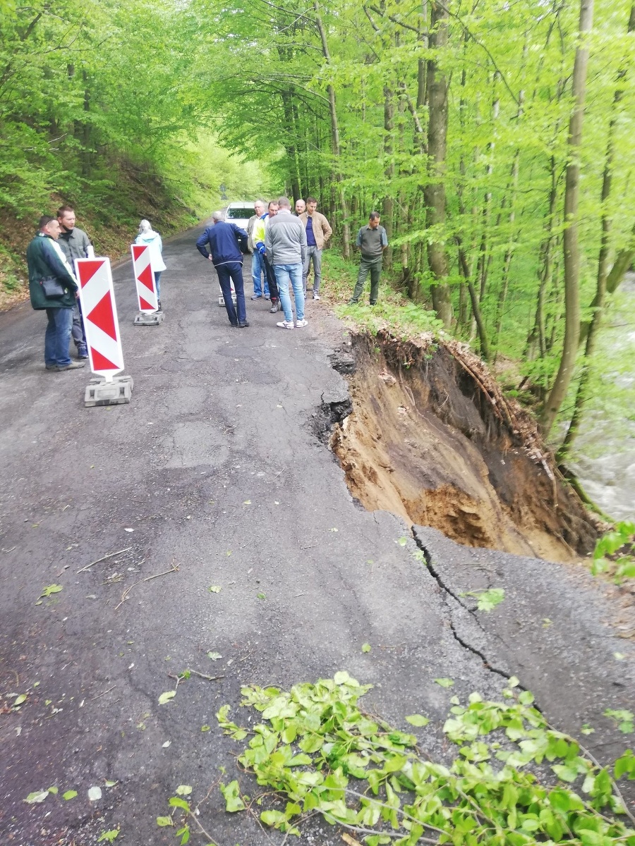 Silné dažde spôsobili podmytie