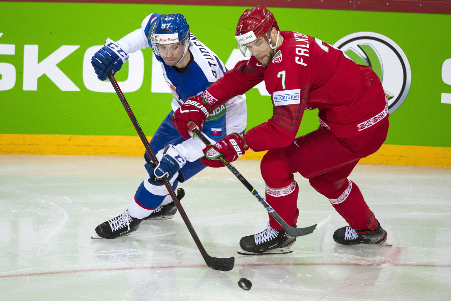 Na snímke zľava Marián Studenič (Slovensko) a Stepan Falkovskij (Bielorusko).
