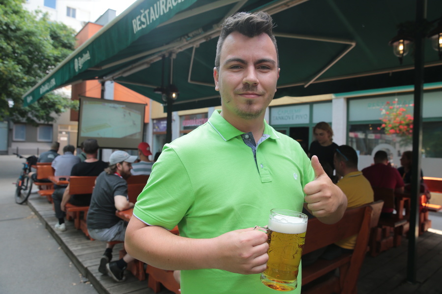 Matúš (24), barman, Bratislava
