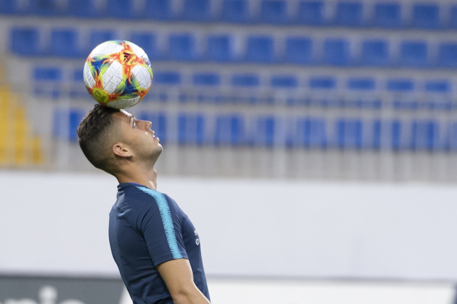 Slovenský reprezentant Dávid Hancko (23) pôsobiaci v Sparte Praha