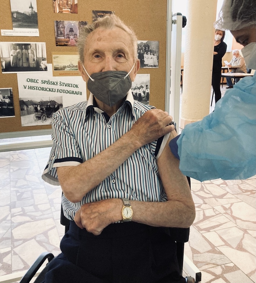 Najstarším zaočkovaným bol 98-ročný