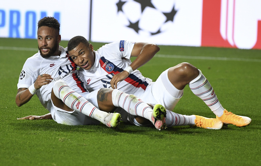 Neymar a Kylian Mbappé, gólová radosť