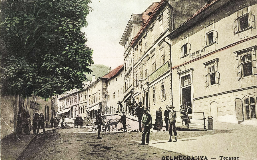 1914: Časť
historického
centra