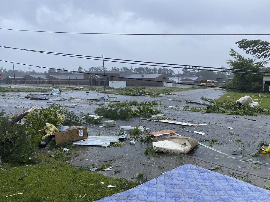 Alabama: Tropická búrka za