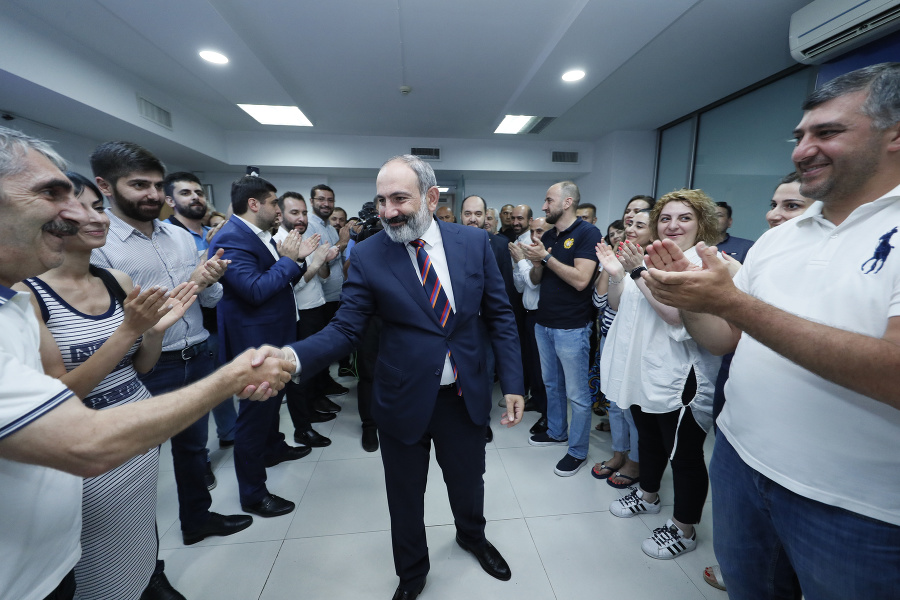 Víťazom parlamentných volieb v Arménsku je strana premiéra Pašinjana.