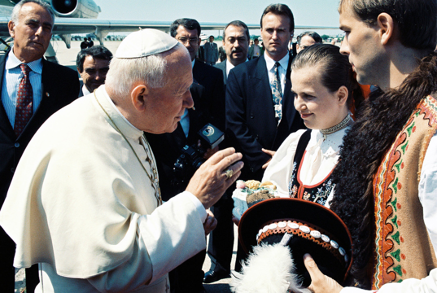 1995-pápež Ján Pavol II.