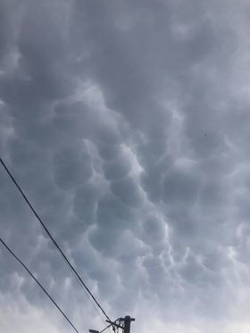 Oblaky mammatus zaznamenali na