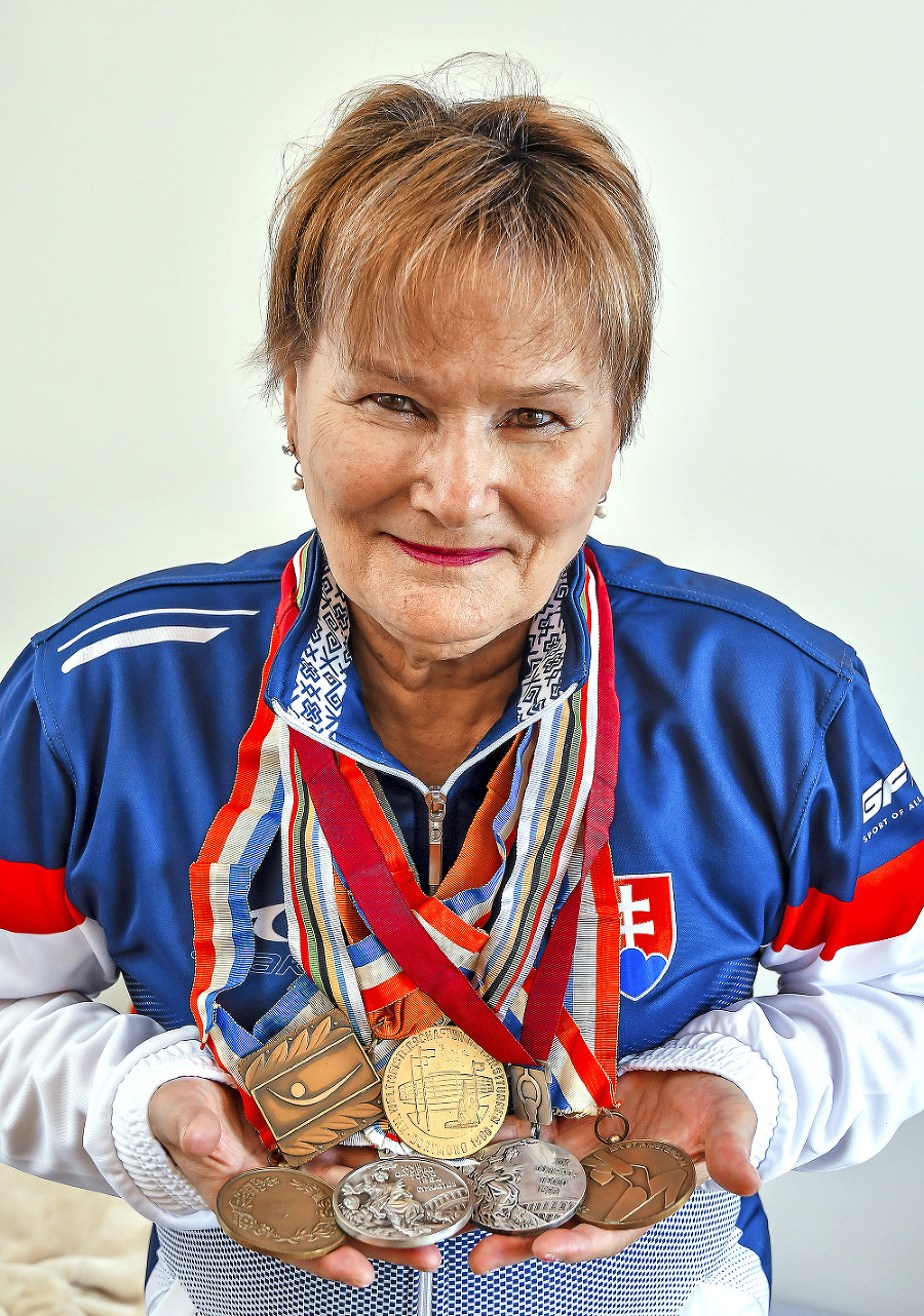 Všetky medaily: Marika Krajčírová-Némethová a jej poklady.