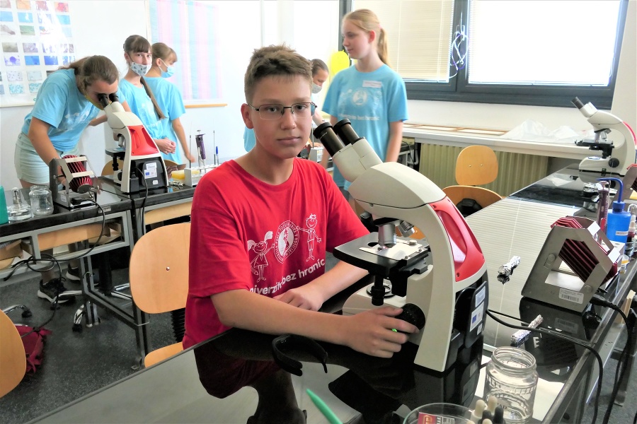 Šimon Vyrostek (13)
